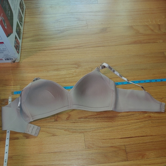 40B No Side Effects Underarm-Smoothing Comfort Wireless Lightly Line T-Shirt Bra - Picture 9 of 12